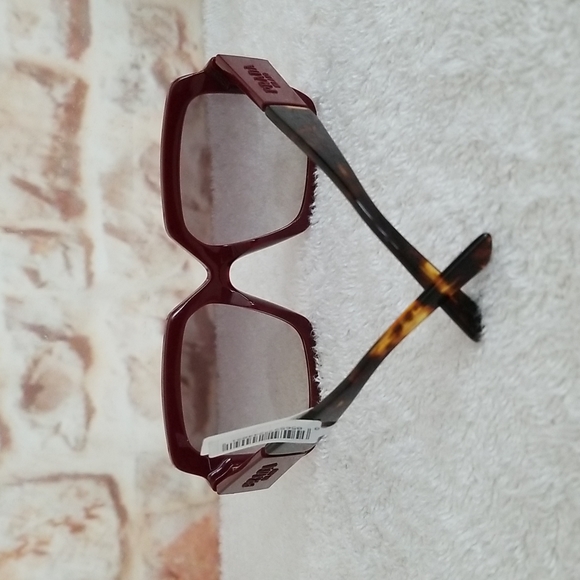 New PRADA Oversized Square Acetate Sunglasses - Picture 5 of 13